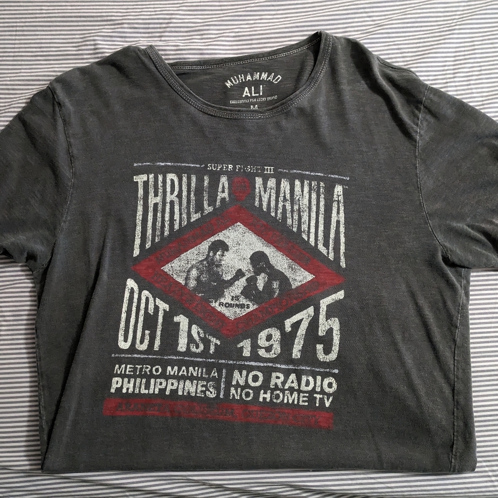 Medium, Frazier vs Ali t shirt